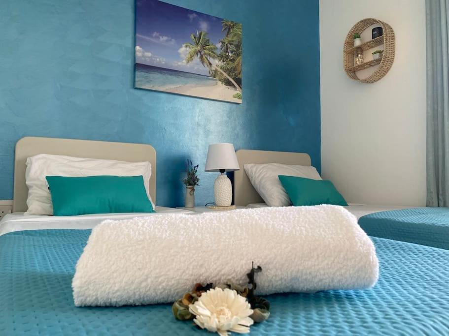 St Paul'S Bay Central Apartment In Qawra San Pawl il-Baħar Eksteriør bilde