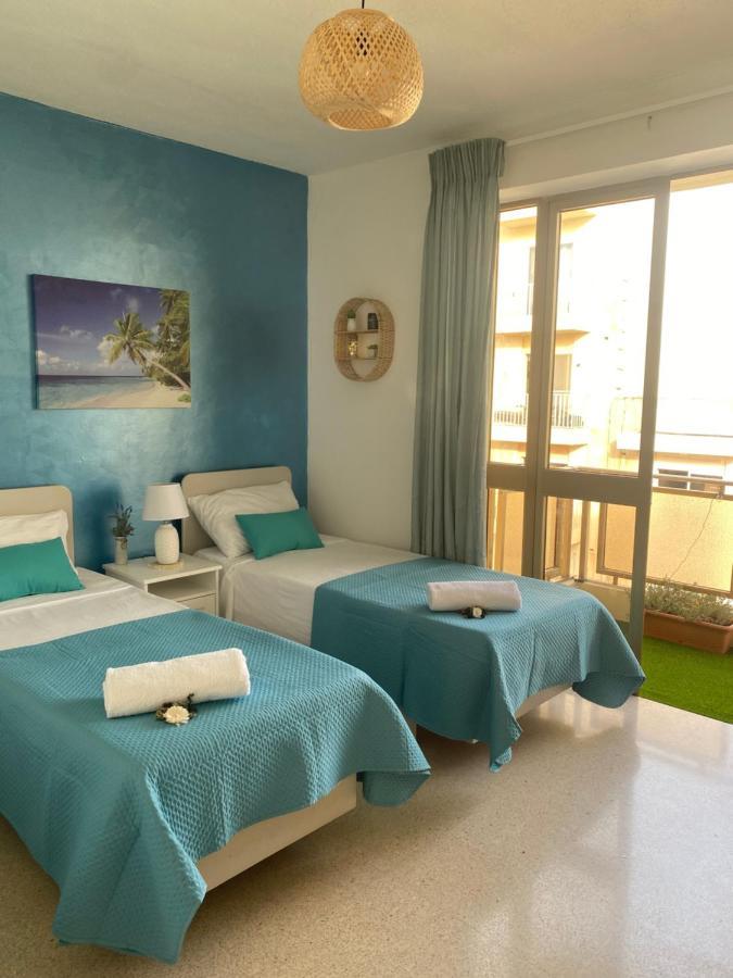 St Paul'S Bay Central Apartment In Qawra San Pawl il-Baħar Eksteriør bilde