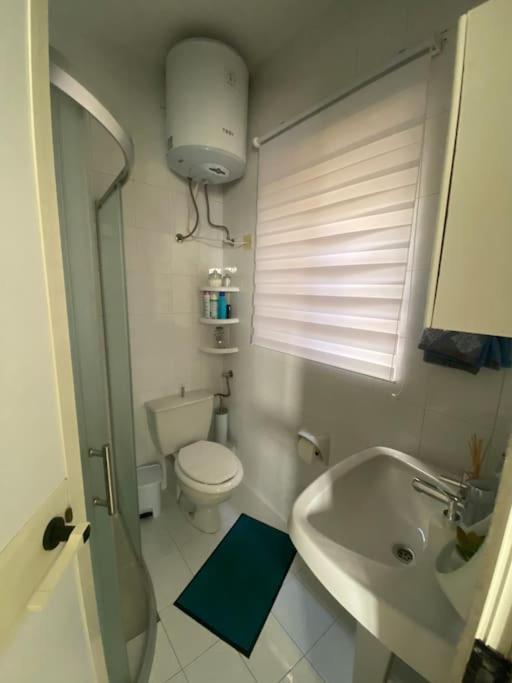 St Paul'S Bay Central Apartment In Qawra San Pawl il-Baħar Eksteriør bilde