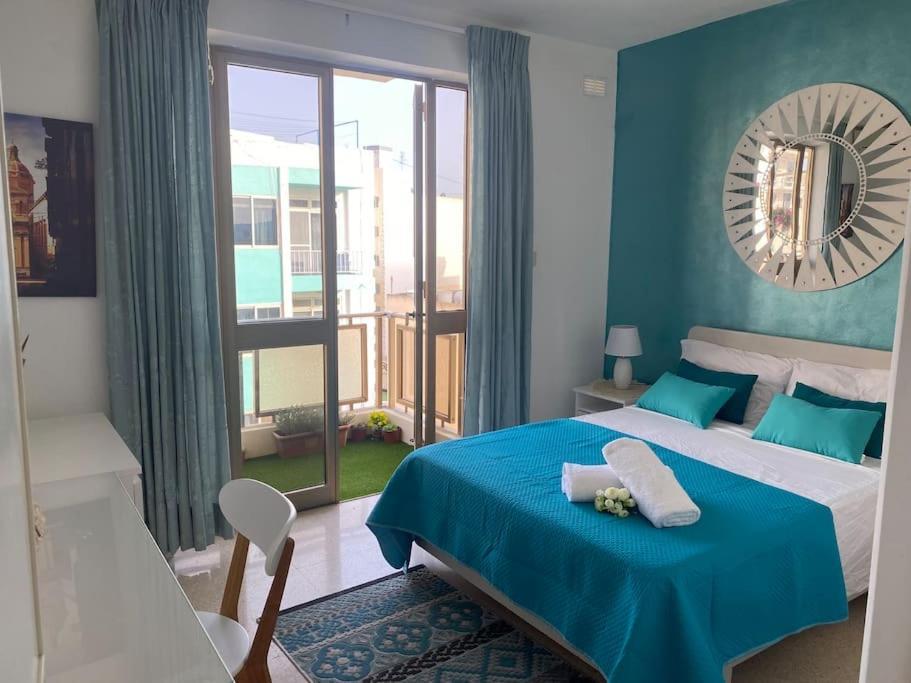 St Paul'S Bay Central Apartment In Qawra San Pawl il-Baħar Eksteriør bilde